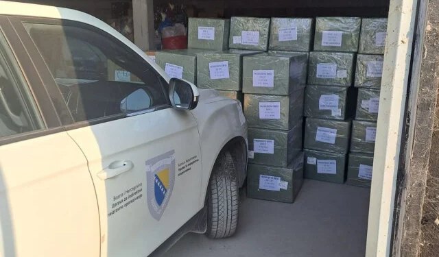 U pošiljci građevinskog materijala otkriven tekstil vrijedan oko 170.000 KM