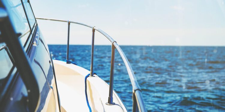 U riječkoj luci zatečen u sportskom ribolovu bez dozvole i s drogom