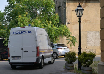 USKOK upao u državnu firmu: Direktor osmislio shemu za pljačku milijuna, u sve upletene i supruge