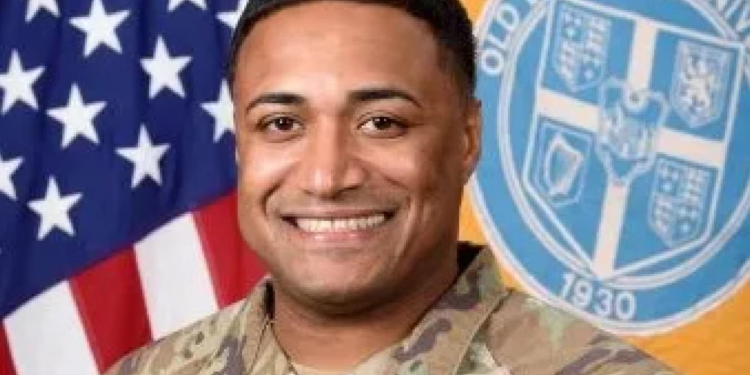 Učitelj Stare Dominije Brandon Shah kojeg je ustrijelio osumnjičeni za terorizam bio je odlikovani vojni pilot koji je bio blizu mirovine