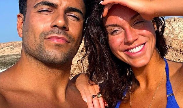 Vicky Pattison dijeli najzanimljivije trenutke sa svog putovanja u Oman sa suprugom Ercanom, ali kaže da je ‘naš fokus bio povratak kući’ – nakon bijega iz Dubaija zbog iranskih raketnih napada