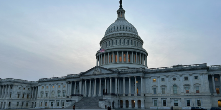 Vodič za autostopere kroz ‘pričajućeg filibustera’ i SAVE Act