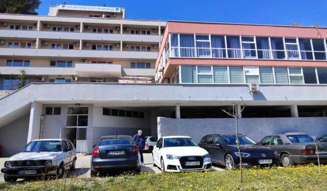 ŽZH preusmjerila 50.000 KM Studentskom centru u Mostaru, umjesto caffe bara za studente gradit će solarnu elektranu