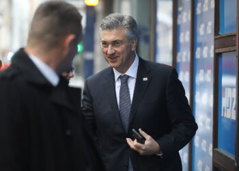 Zašto Plenković šefove u državnoj službi ne bira na natječajima? Je li riječ o kršenju zakona?
