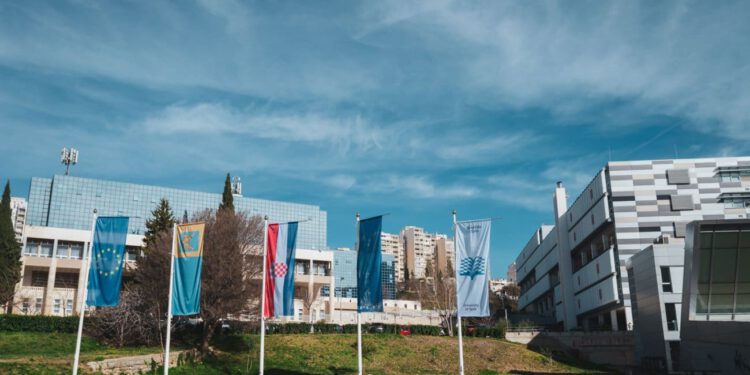 Znanost, kreativnost i tehnologija za mlade: treća AJ+TI konferencija u Splitu