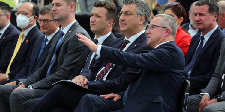 Zurovec opleo po bivšim kolegama: ‘Prljavi su i bezobrazni, neka se bave sobom’