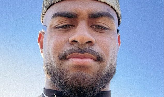 Zvijezde NRL-a kakve nikada prije niste vidjeli dok poziraju za eksplicitne fotografije nakon izleta u lov