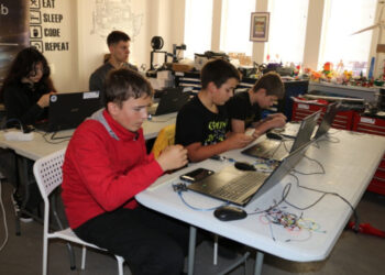 Grad − Svjetski dani Arduina obilježeni edukativnom radionicom u Dubrovniku