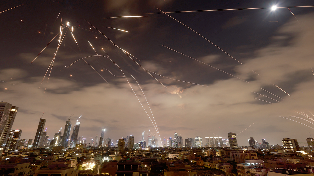 Izrael presreo iranske balističke rakete