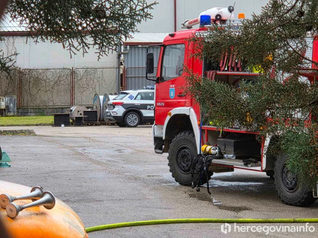 Požar u skladištu tvrtke kod Širokog Brijega