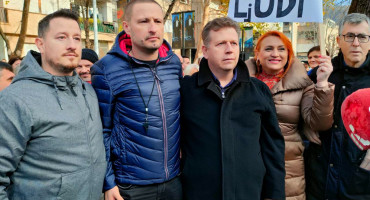 Zdravstveni djelatnici HNŽ prosvjed medicinari