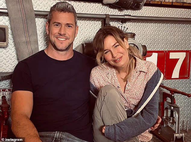 Par se prvi put susreo na snimanju filma Celebrity IOU: Joyride 2021. i počeli su izlaziti iste godine