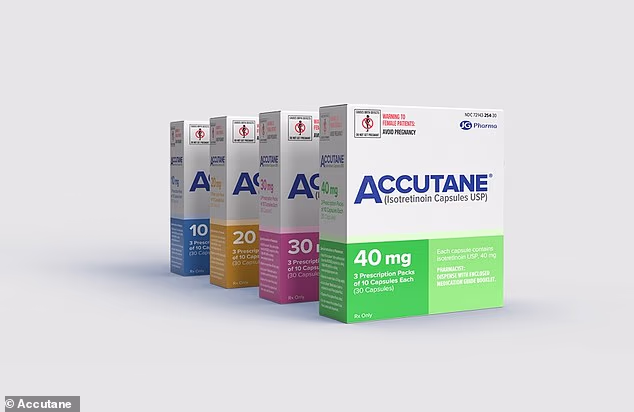 Accutane ima nuspojave, a liječnici su posebno zabrinuti zbog pacijentica koje bi mogle zatrudnjeti tijekom mikrodoziranja
