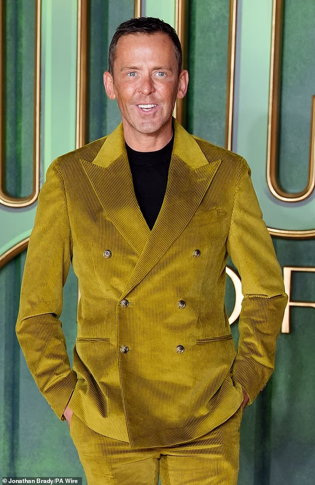 DJ i radijski voditelj večeras je prekinuo šutnju, zahvalivši kolegama i slušateljima na 