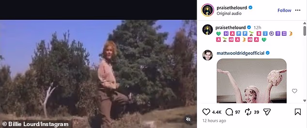 33-godišnja nepotopiva beba napisala je isječak legendarne filmske zvijezde kako pjeva I Ain't Down Yet u mjuziklu The Unsinkable Molly Brown Charlesa Waltersa iz 1964.: 'Sretan rođendan, Abadaba!'