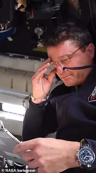 Sva četiri astronauta - uključujući zapovjednika Reida Wisemana - sudjelovala su u parodiji koja je u nedjelju postavljena na NASA-ine račune društvenih medija