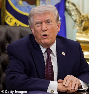 Trump na slici 2020