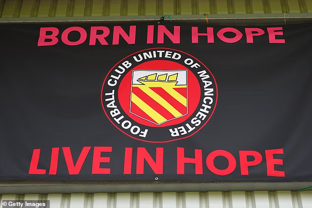 Sjeverna Premier liga odbila je komentirati kada ih je kontaktirao Daily Mail Sport. Podrazumijeva se da se Harris naknadno i brzo ispričao obožavateljima za svoje komentare