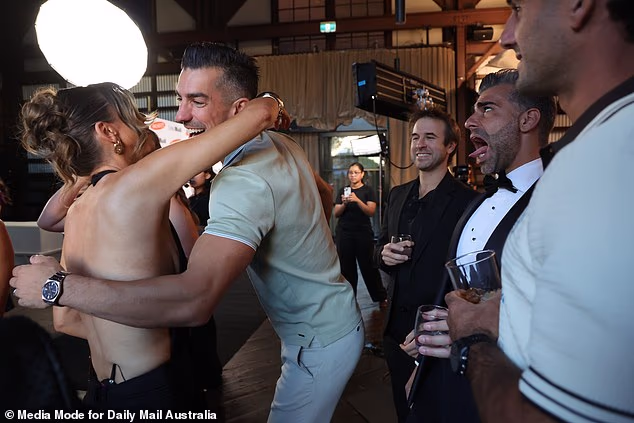 Joelov je jezik te noći imao vlastiti um