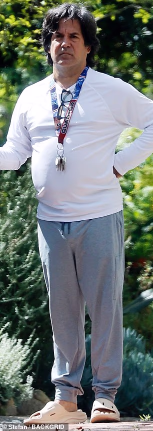 Također je ušao u par slajdova