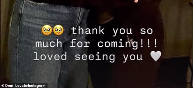 Lovato je odgovorila s dva sretna emojija u suzama, napisavši putem Instagram priče: 'Hvala vam što ste došli! Volio sam te vidjeti'
