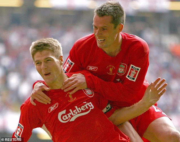 Na svom popisu, Carragher je svog kolegu Liverpoolovu legendu Stevena Gerrarda stavio na broj 1