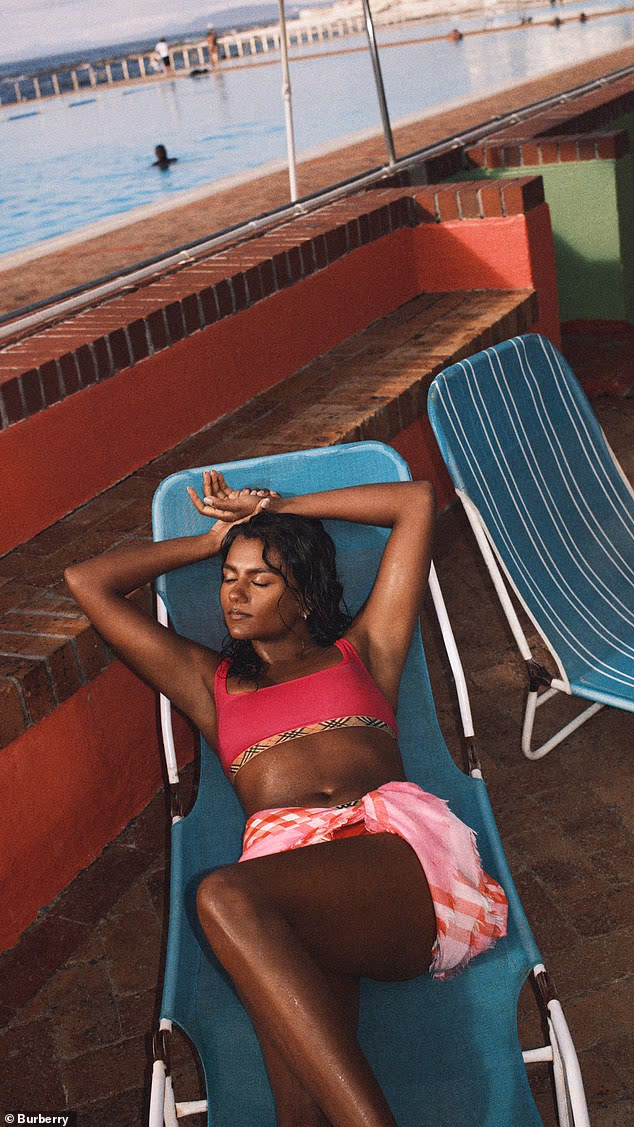 Ljetna kampanja tematizira britanska kupališta koja 'slave otvorene bazene koji svakog ljeta ožive s obiteljima, prijateljima i susjedima'