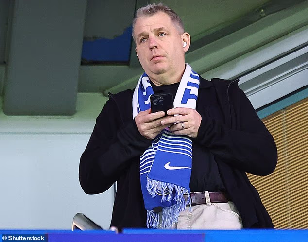 Suvlasnik Chelseaja Todd Boehly ima upitnu evidenciju poslova s ​​drugim klubovima u prijelaznom roku. Kako kaže Graeme Souness, 'stalno mu skidaju hlače'
