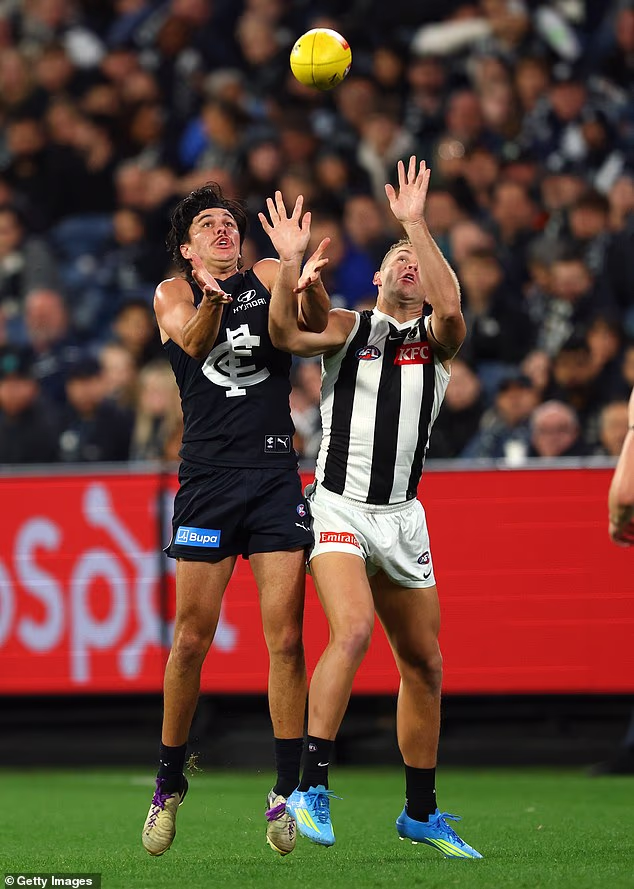 Klub je objavio priopćenje u kojem stoji da Hollands prolazi kroz medicinsku epizodu i da to nije rezultat rekreativnih droga