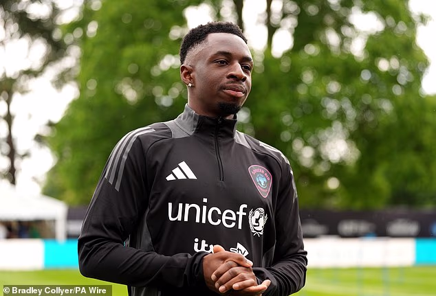 Brown, čija je online oznaka TBJZL, prikupila je milijune pratitelja na Youtubeu