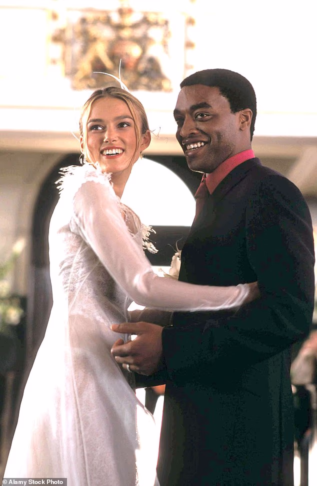 Knightley kao Juliet u filmu Love Actually iz 2003. Tijekom snimanja imala je samo 17 godina