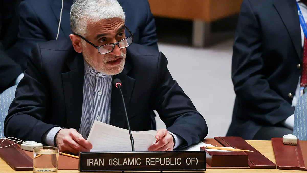 Iranski veleposlanik Amir-Saeid Iravani nazoči sastanku Vijeća sigurnosti Ujedinjenih naroda u New Yorku