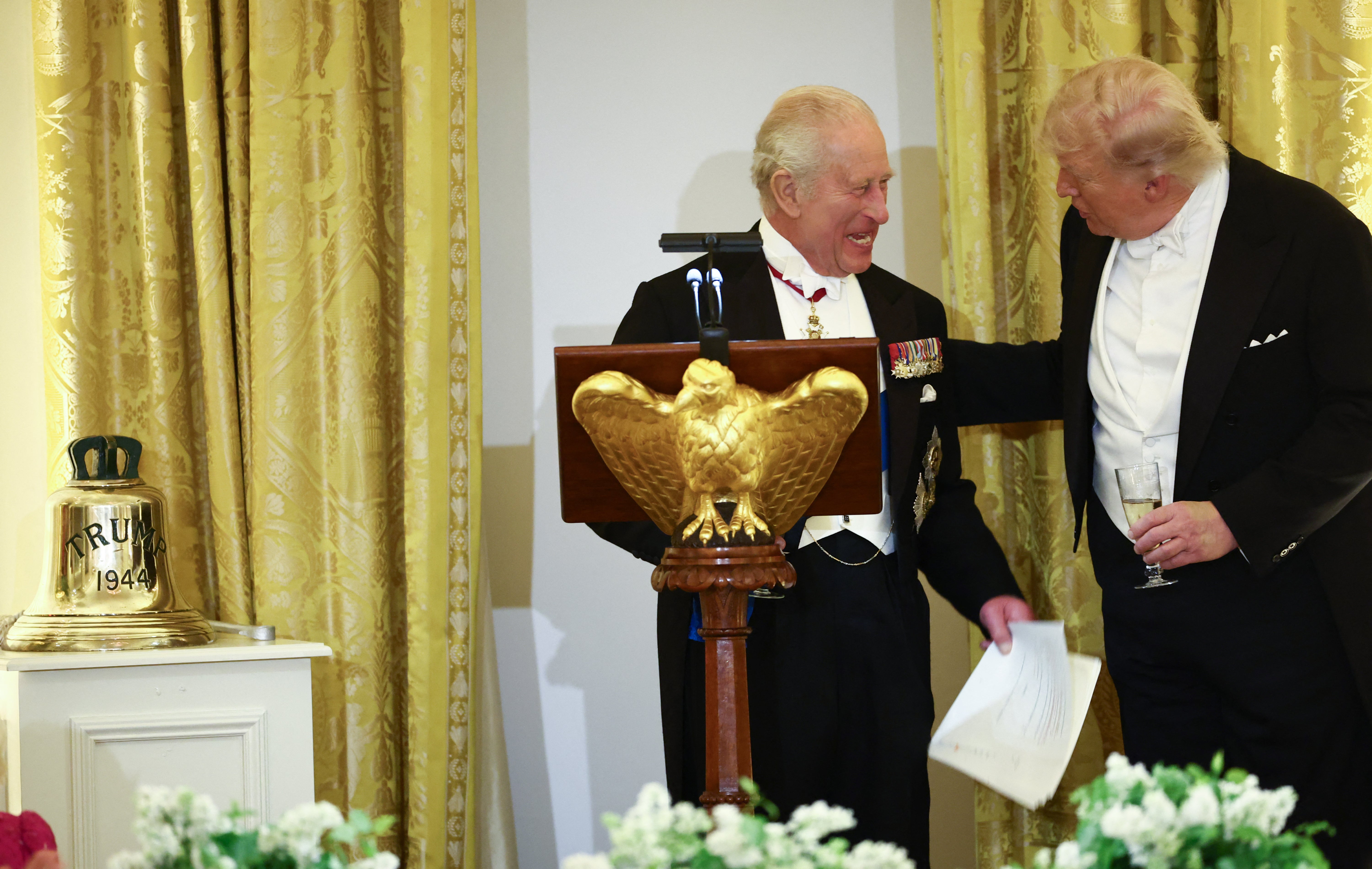 Kralj je predsjedniku Trumpu poklonio zvono
