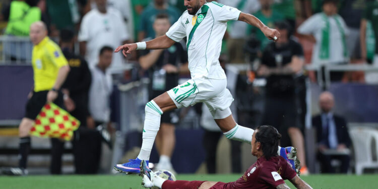 Al Ahli, Mahrez daje Rolex cijeloj momčadi nakon pobjede u Ligi prvaka