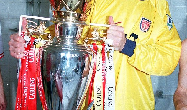 Alex Manninger mrtav u 48: Bivši vratar Arsenala i Liverpoola ubijen nakon što je njegov automobil udario vlak