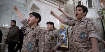 Amnesty International naziva iransko regrutiranje djece u IRGC ratnim zločinom