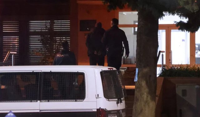 Anis Kalajdžić tereti se za teško ubojstvo ženske osobe i nezakonito posjedovanje oružja