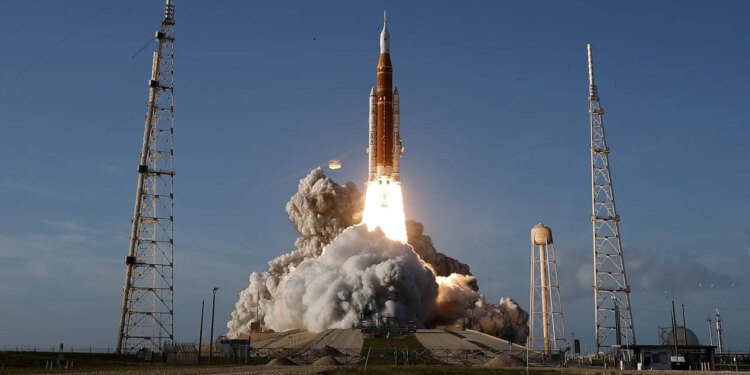 Astronaut Artemis II Jeremy Hansen izriče svoju presudu o projektu Zdravo Marijo — dok putuje na Mjesec