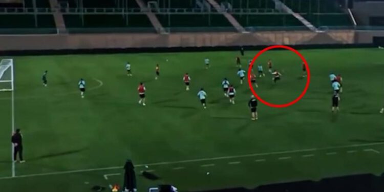 Balotelli, kako možeš tako šutirati? Gol na treningu je lud