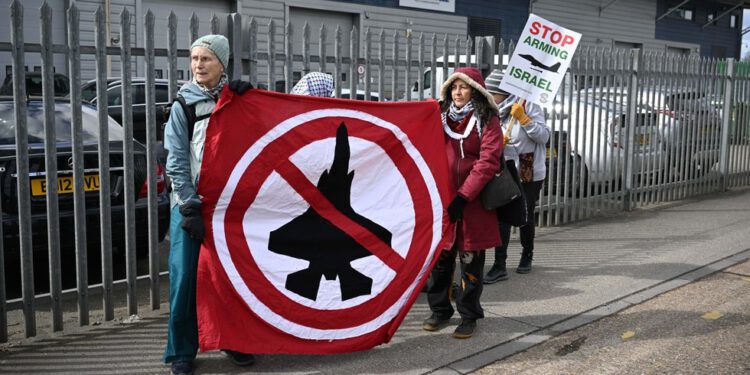 Belgija zaplijenila vojnu opremu za Izrael — RT World News