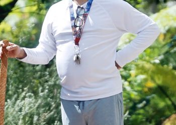 Bivša dječja zvijezda Little House on The Prairie s 59 godina i dalje nosi iste legendarne lokne… pogledajte ga sada