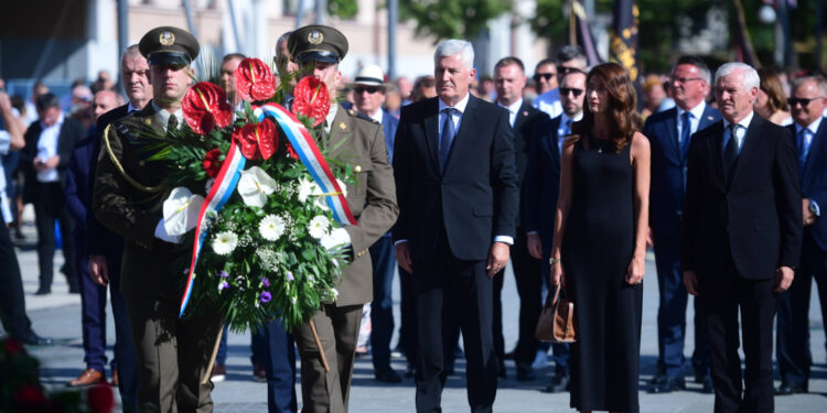 Bliži se ‘Dan D’ za Hrvate iz Bosne, strahuju od najgoreg scenarija: ‘Samo da se ne ponovi’