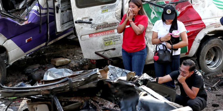 Bombaški napad na autobus u Kolumbiji na Panameričkoj autocesti ubio 20 ljudi u regiji Cauca