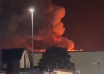 Buknuo požar u britanskoj bazi, tamo su američki bombarderi: SAD skriva što im je napravio Iran