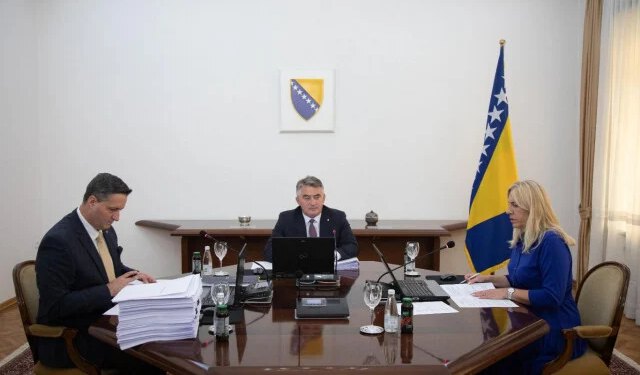 Cvijanović predložila proglašenje Muslimanskog bratstva terorističkom organizacijom, Komšić i Bećirović odbili
