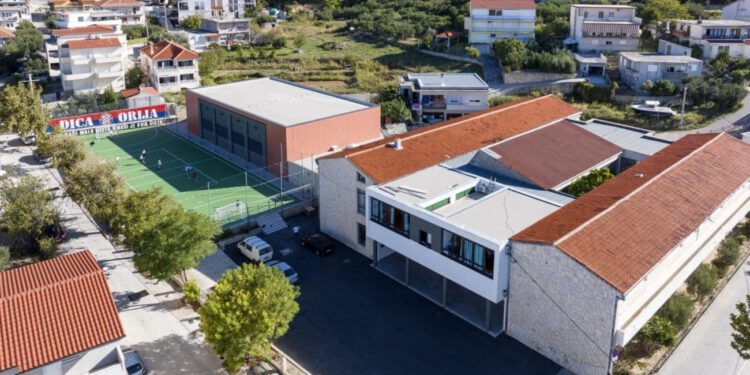 Dan OŠ Jesenice i ove godine u sportskom duhu: Učenici će snage odmjeriti u graničaru, odbojci i nogometu