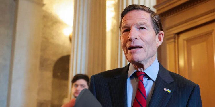 Demokrati odustaju od poziva trupama da odbiju zapovijedi u sukobu u Iranu