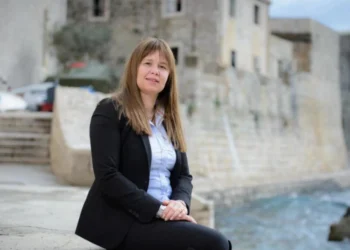Desna ruka Dubravke Šuice i suradnica Gabrijele Žalac: Tko je žena u čijoj firmi DORH provodi izvide?