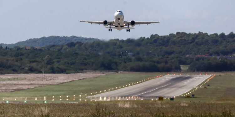 Drama nad hrvatskim nebom: Avion krenuo iz Zagreba za Mostar, nikad nije stigao