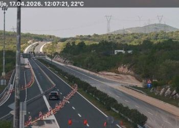 Dramatična scena na autocesti kod Dugopolja: Vozač juri u krivom smjeru prema Dubrovniku